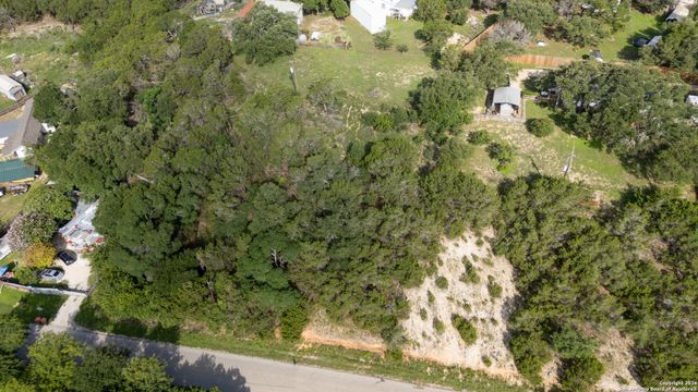 235 Sir Arthur, Canyon Lake, TX 78133