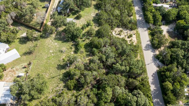 235 Sir Arthur, Canyon Lake, TX 78133