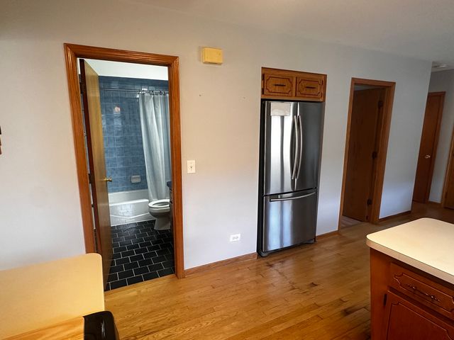 6404 W Dakin Street 2, Chicago, IL 60634