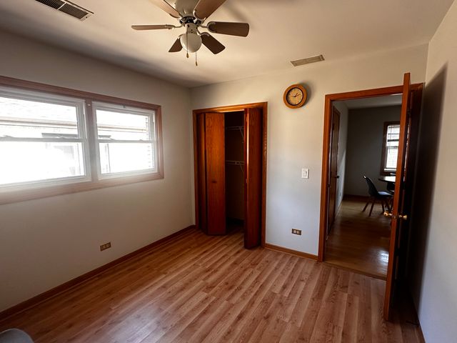 6404 W Dakin Street 2, Chicago, IL 60634