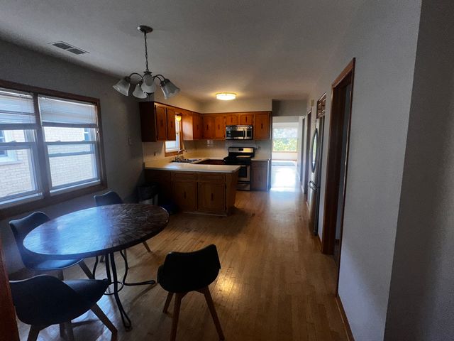 6404 W Dakin Street 2, Chicago, IL 60634