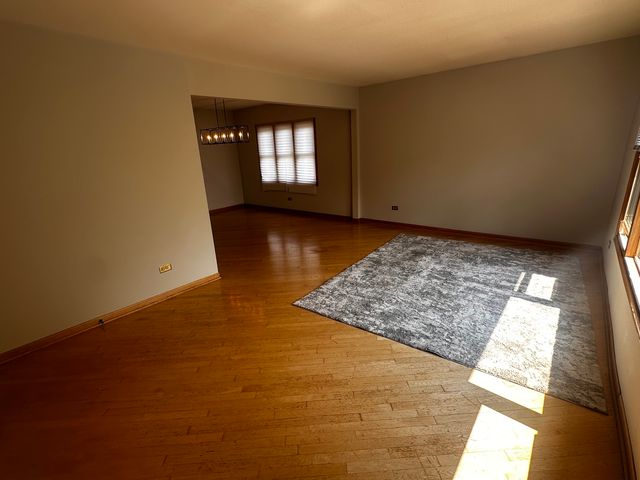 6404 W Dakin Street 2, Chicago, IL 60634