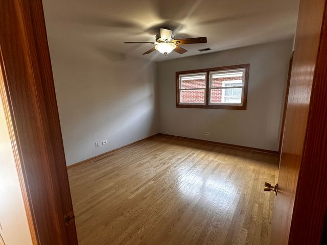 6404 W Dakin Street 2, Chicago, IL 60634