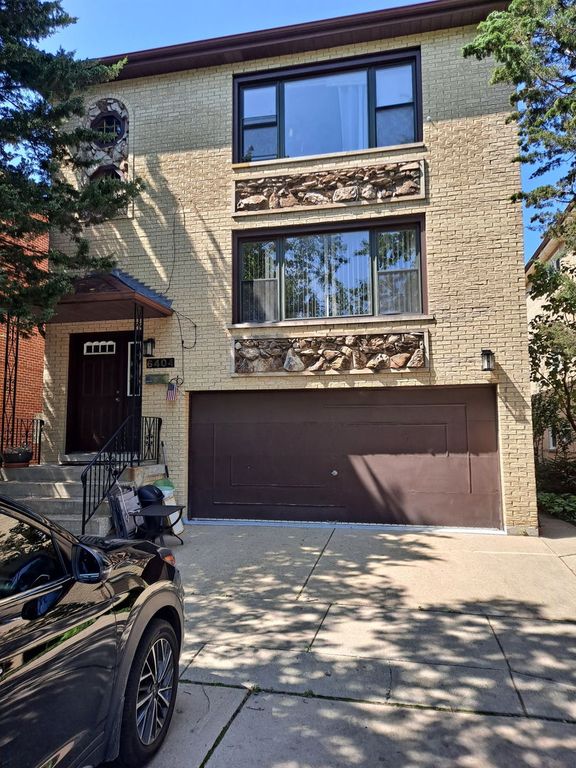 6404 W Dakin Street 2, Chicago, IL 60634