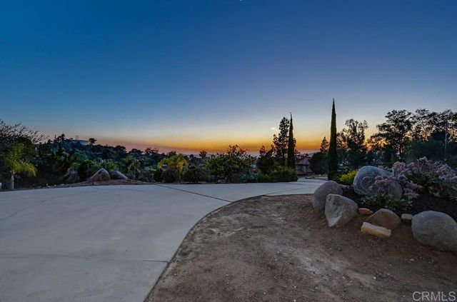 974 Bremen Way, Alpine, CA 91901