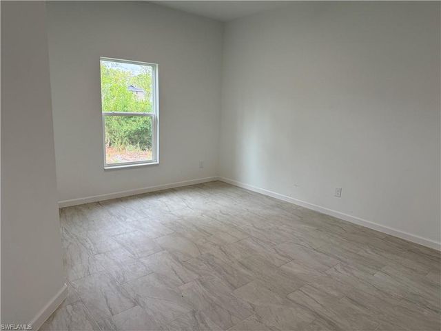 1103 W 10th ST, Lehigh Acres, FL 33972
