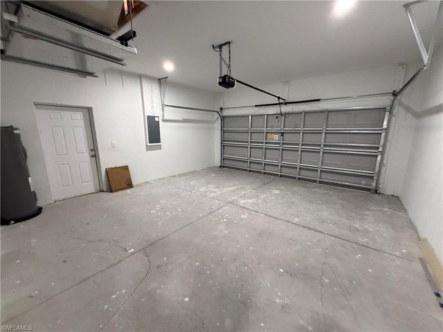 1103 W 10th ST, Lehigh Acres, FL 33972