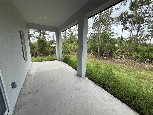 1103 W 10th ST, Lehigh Acres, FL 33972