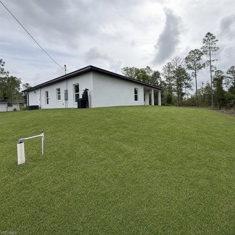 1103 W 10th ST, Lehigh Acres, FL 33972