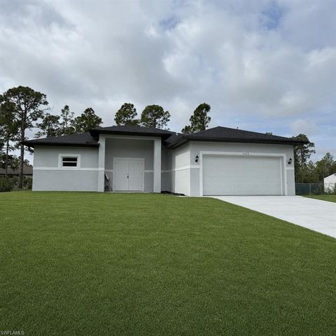 1103 W 10th ST, Lehigh Acres, FL 33972