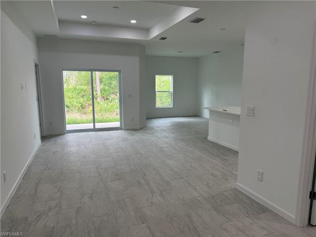 1103 W 10th ST, Lehigh Acres, FL 33972