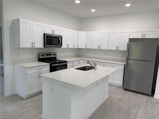 1103 W 10th ST, Lehigh Acres, FL 33972