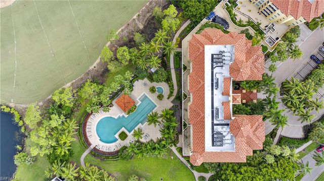 2748 Tiburon BLVD E 106, Naples, FL 34109