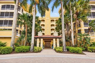 2748 Tiburon BLVD E 106, Naples, FL 34109