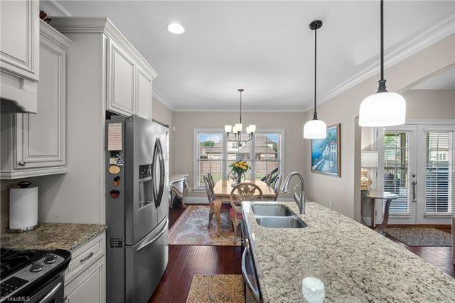 242 Deerwood Drive, Lexington, NC 27295