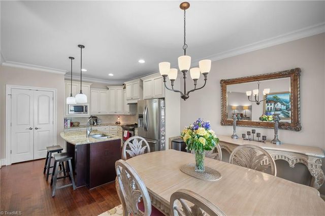 242 Deerwood Drive, Lexington, NC 27295