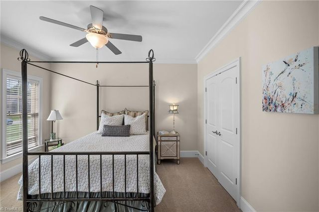 242 Deerwood Drive, Lexington, NC 27295