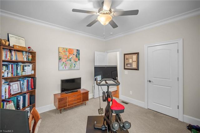 242 Deerwood Drive, Lexington, NC 27295