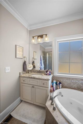 242 Deerwood Drive, Lexington, NC 27295