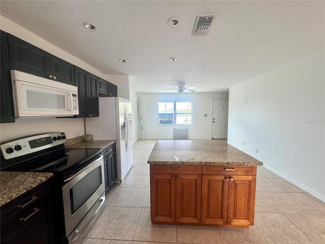 9201 TUDOR DRIVE C212, Tampa, FL 33615