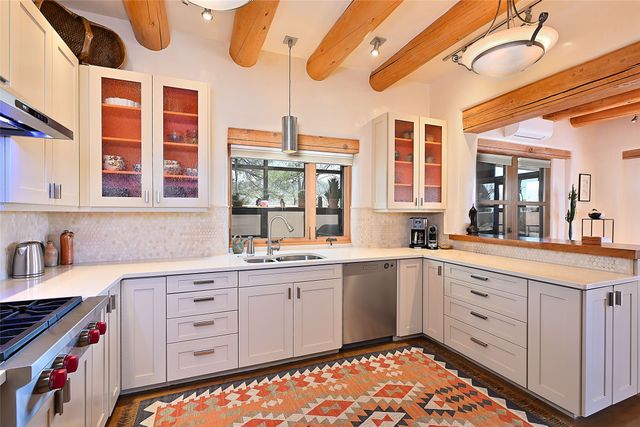 531 Hillside Avenue, Santa Fe, NM 87501