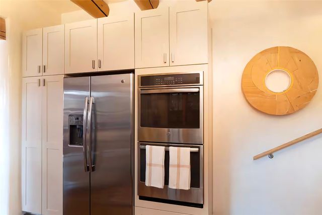 531 Hillside Avenue, Santa Fe, NM 87501