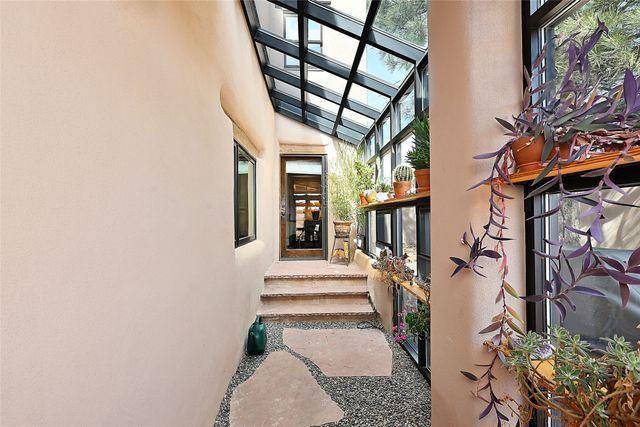 531 Hillside Avenue, Santa Fe, NM 87501