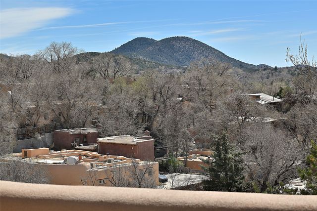 531 Hillside Avenue, Santa Fe, NM 87501