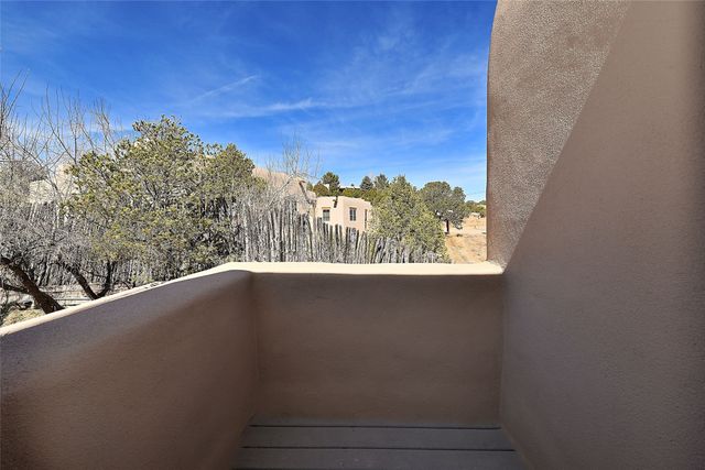 531 Hillside Avenue, Santa Fe, NM 87501