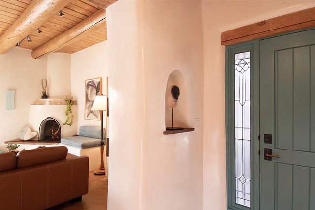 531 Hillside Avenue, Santa Fe, NM 87501