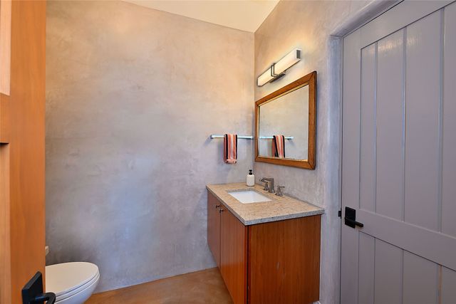 531 Hillside Avenue, Santa Fe, NM 87501