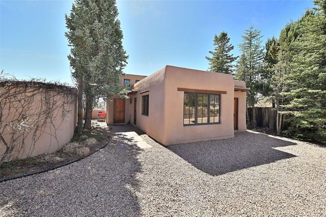 531 Hillside Avenue, Santa Fe, NM 87501