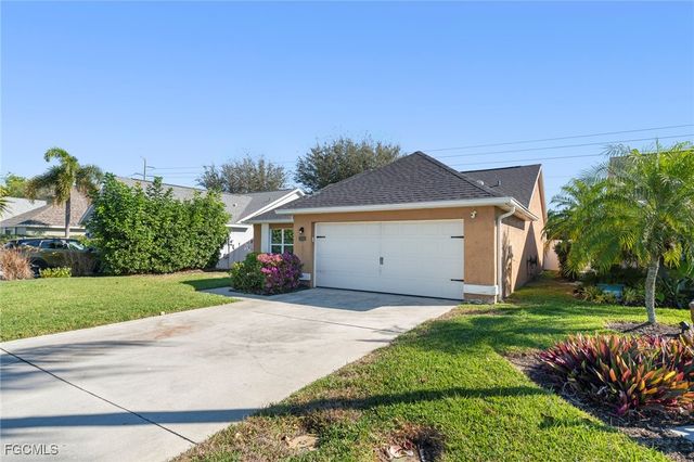15068 Cloverdale DR, Fort Myers, FL 33919