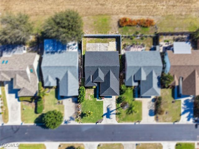 15068 Cloverdale DR, Fort Myers, FL 33919