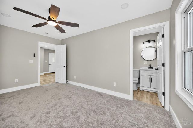 2033 Sundale Avenue, North College Hill, OH 45239