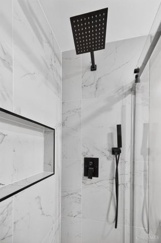 2033 Sundale Avenue, North College Hill, OH 45239