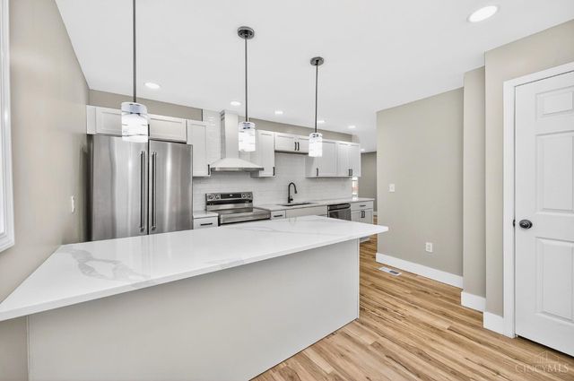 2033 Sundale Avenue, North College Hill, OH 45239