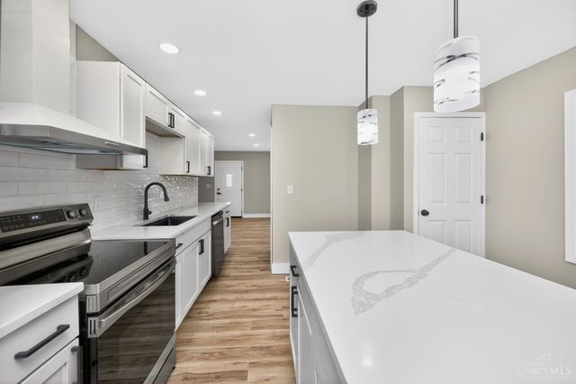 2033 Sundale Avenue, North College Hill, OH 45239