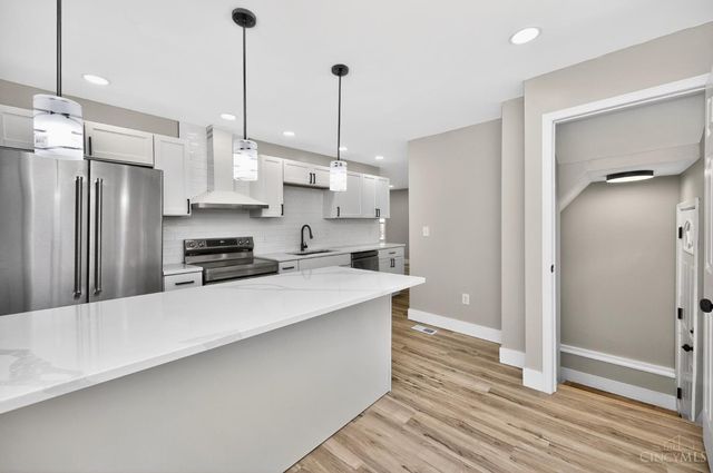 2033 Sundale Avenue, North College Hill, OH 45239