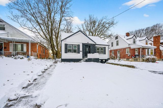 2033 Sundale Avenue, North College Hill, OH 45239