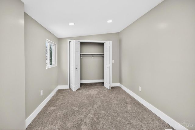 2033 Sundale Avenue, North College Hill, OH 45239