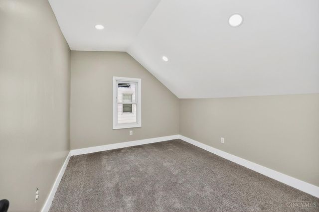 2033 Sundale Avenue, North College Hill, OH 45239