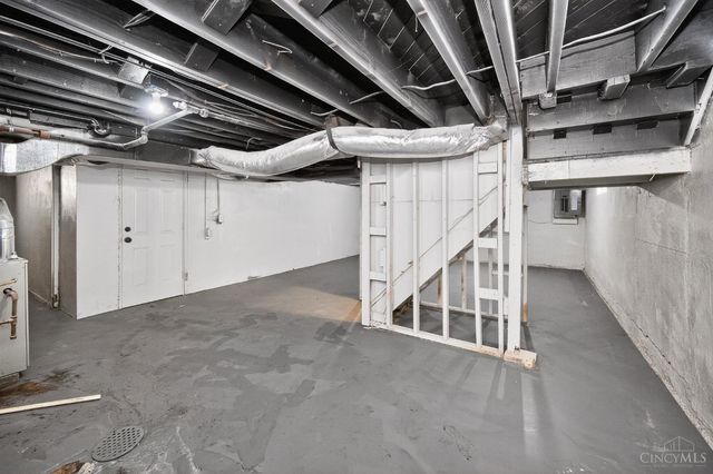 2033 Sundale Avenue, North College Hill, OH 45239