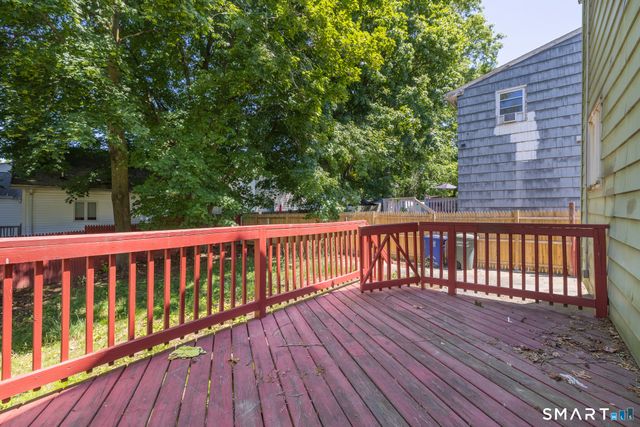 166 Earl Avenue, Bridgeport, CT 06606