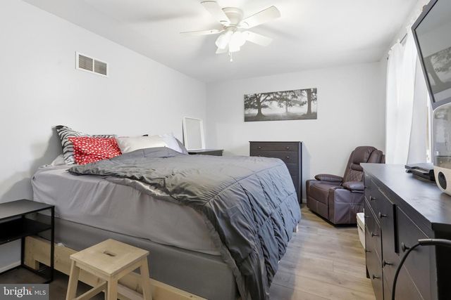 788 JEFFERSON ST, Red Hill, PA 18076