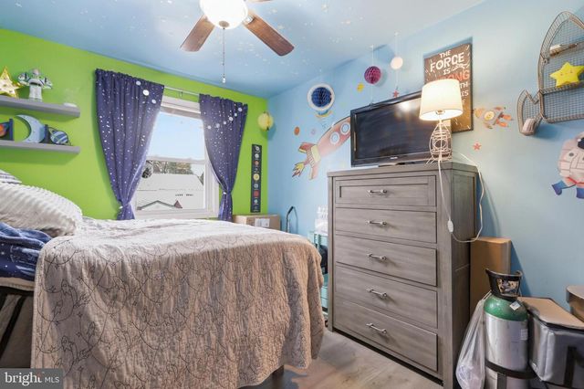 788 JEFFERSON ST, Red Hill, PA 18076