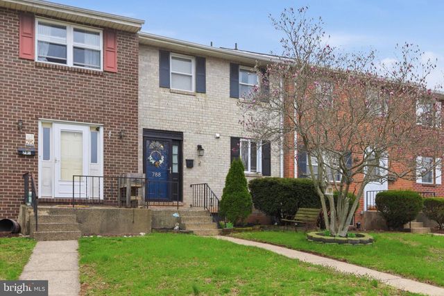 788 JEFFERSON ST, Red Hill, PA 18076