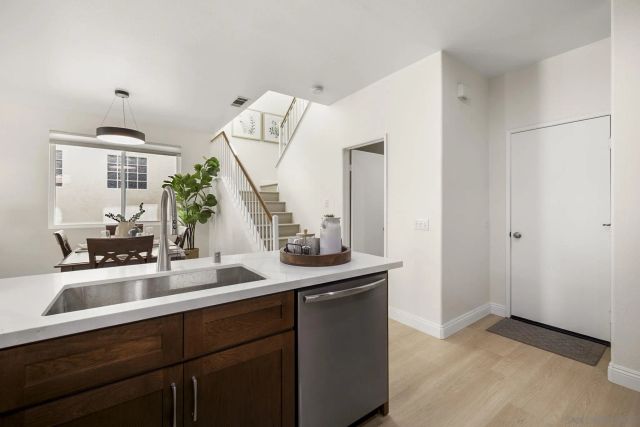 8357 Gold Coast 8, San Diego, CA 92126
