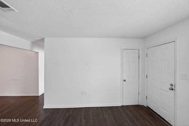 5770 Queen Mary Lane, Jackson, MS 39209