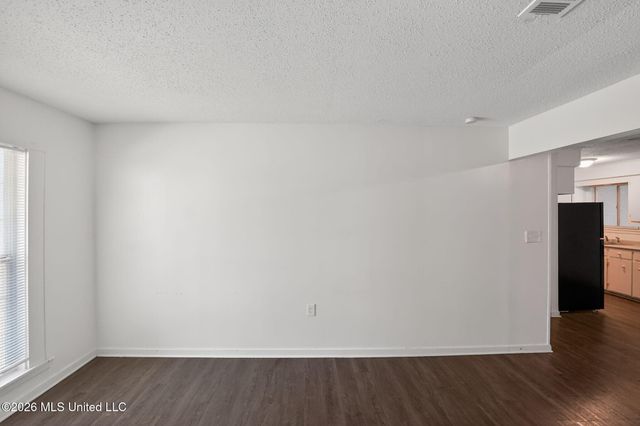 5770 Queen Mary Lane, Jackson, MS 39209